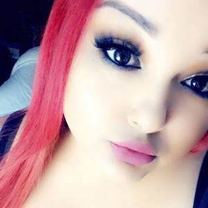 Meet your Posher, Claudia